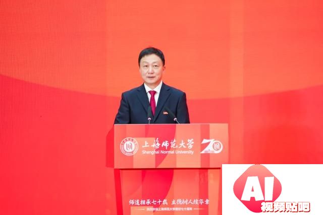 AI时代，教师是否到了要退出历史舞台的时刻？70岁的TA回答……