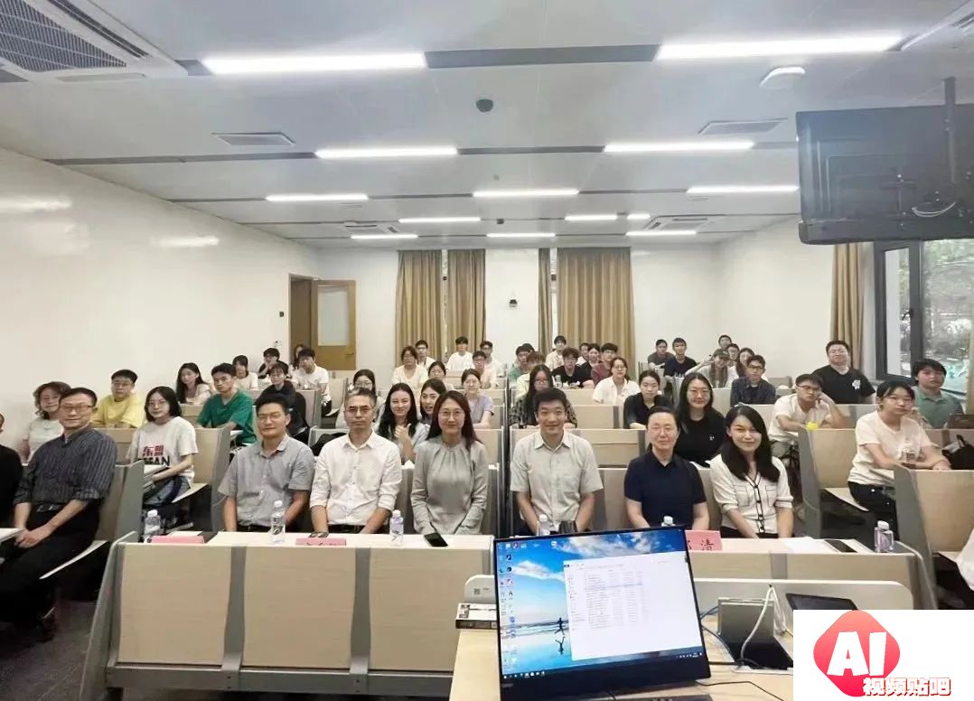 构建“人工智能+语言”微专业，这一高校打造复合型创新人才的新范式