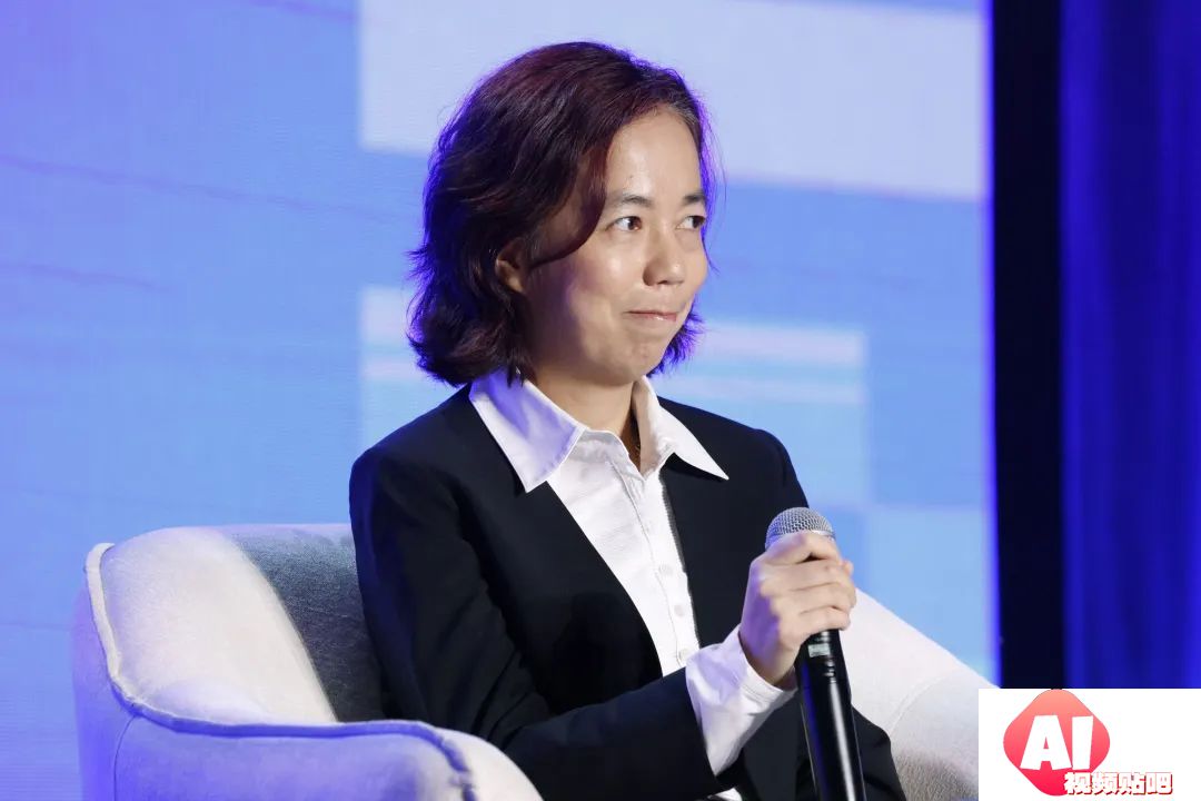 “AI教母”李飞飞新公司估值10亿美元，AI理解三维世界