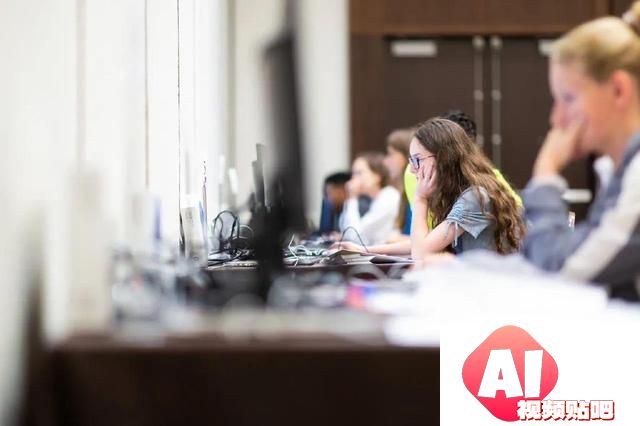 谈谈创意设计中的AI、AGI、AIGC