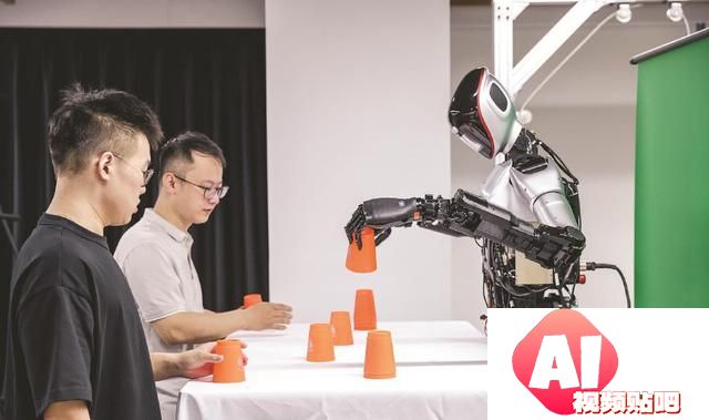 2024世界人工智能大会，青龙机器人技术揭秘