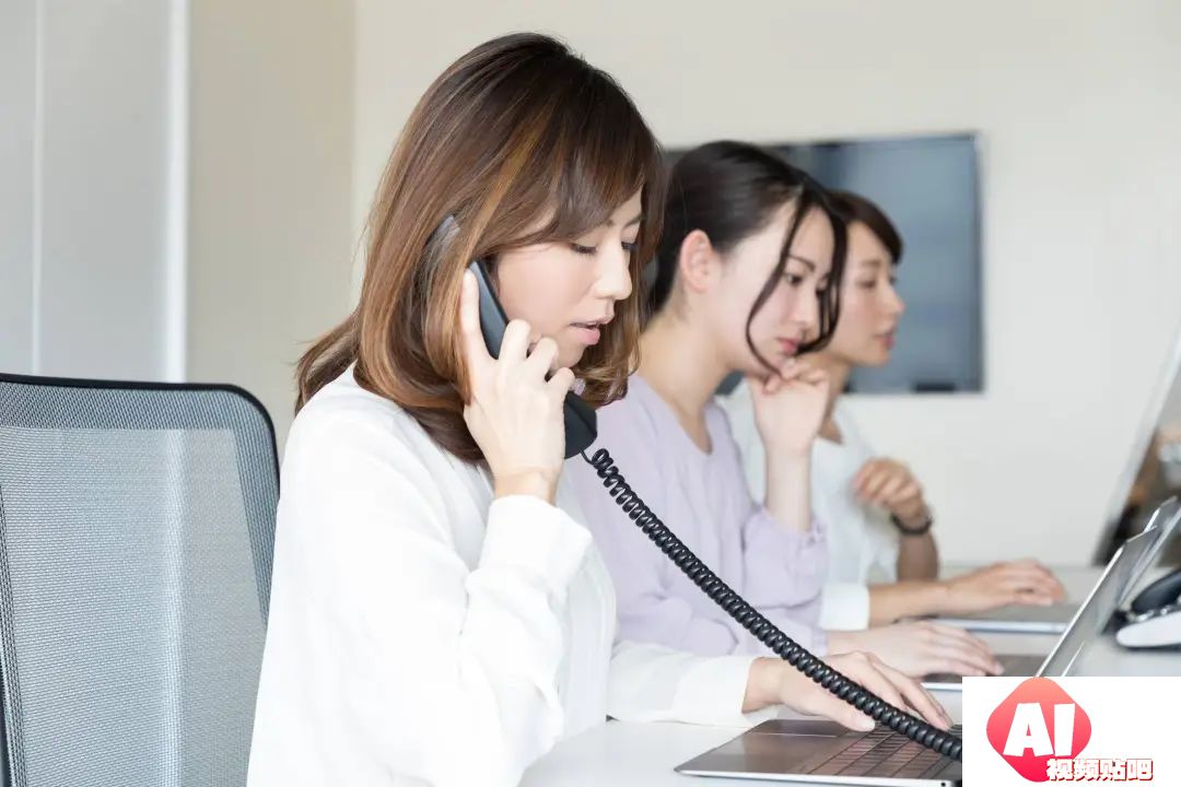 为避免员工「Manner化」，好些大公司都在尝试用 AI 来「缓冲」工作所带来的情绪冲击
