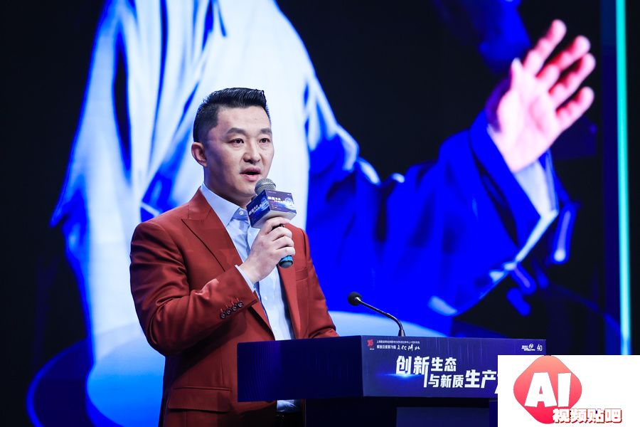 怎样让机器具有价值观和常识，是数字大模型最有趣的方向